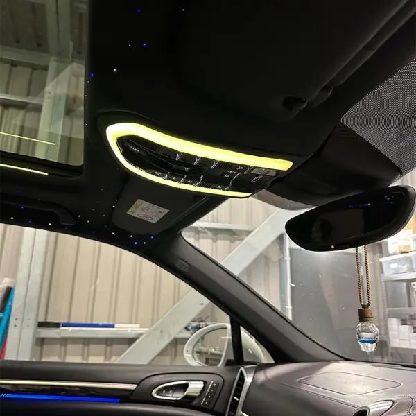 dynamic-ambient-light-package-porsche-cayenne-600x600.webp