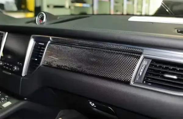 porsche-macan-95b-carbon-fibre-interior-trim-set-lhd-XXIITUNING-1.webp
