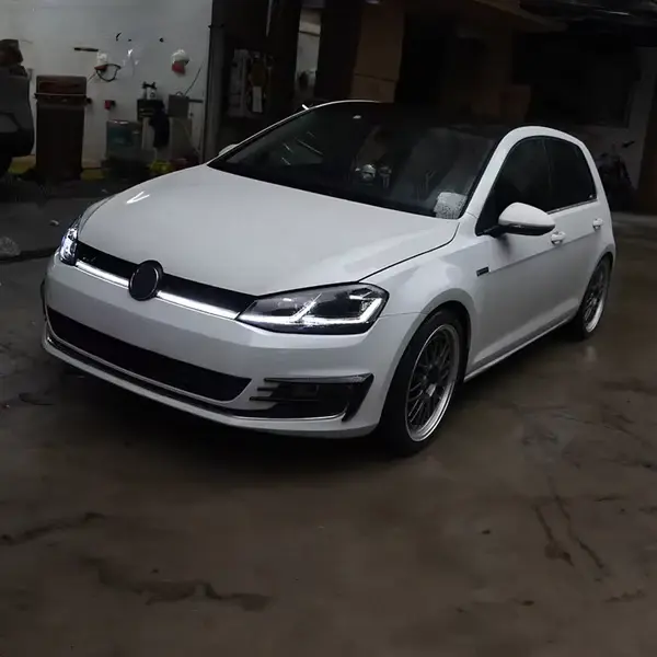 volkswagen-golf-mk7-headlamp-and-grille-trim-kit-XXIITUNING-4.webp