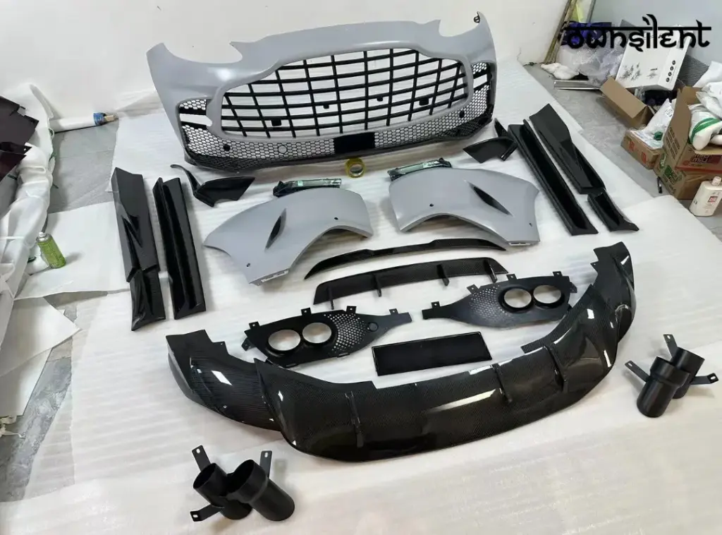 DBX707 DRY CARBON BODY KIT for ASTON MARTIN DBX